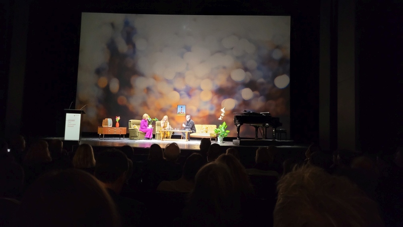 Matthias Brandt und Malu Dreyer im Mainzer Staatstheater