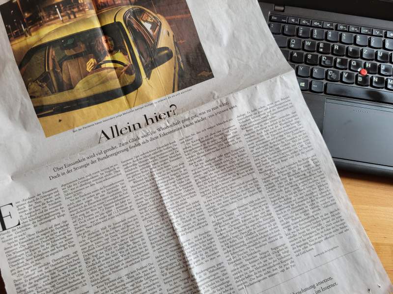 DIE ZEIT Nr. 34 Artikel "Allein hier?" von Stefanie Kara