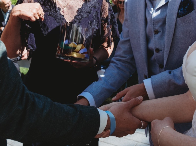 Wrap Handfasting Anleitung Schritt 2