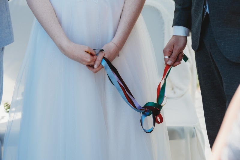 Wrap Handfasting Anleitung Schritt 6: Der fertige WRAP, ein bunter Knoten.